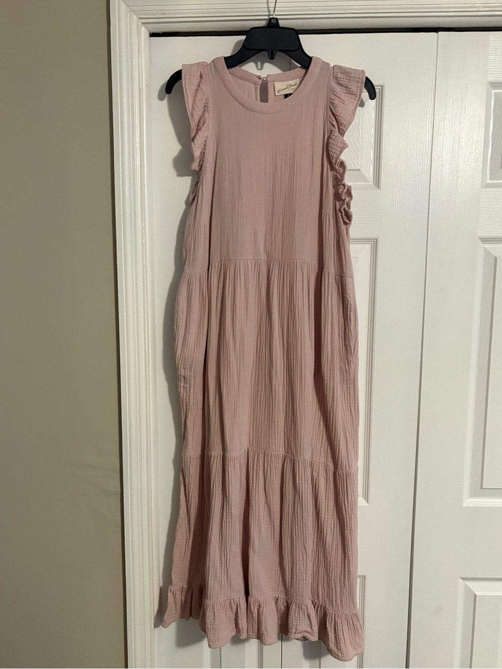 Universal Thread Dusty Pink Dress with Ruffle Sleeves size medium